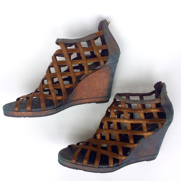 Donald J. Pliner Shoes - NEW! Donald J Plinner Cage Wedge Sandals Size 8.5